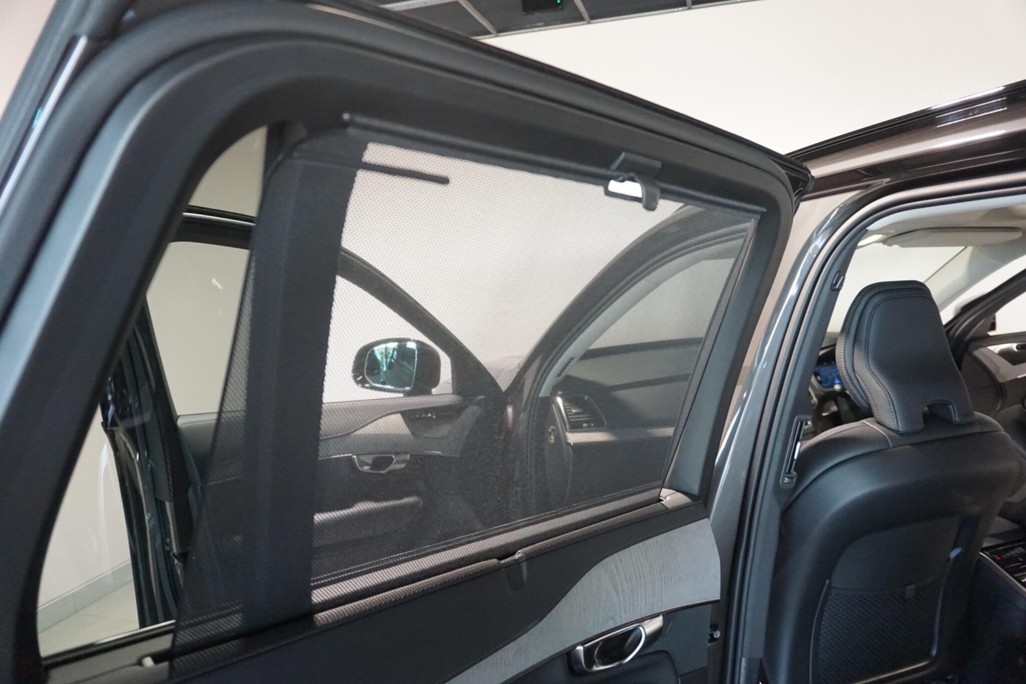 Volvo XC90 2.0 B5 MHEV Plus Edition SUV 5dr Petrol Hybrid Auto 4WD Euro 6 (s/s) (250 ps)